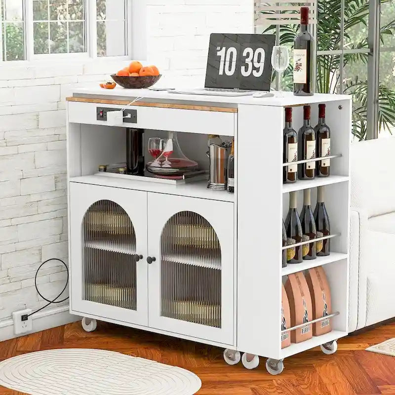Îlot de cuisine roulant : Table extensible, prises de courant, portes vitrées